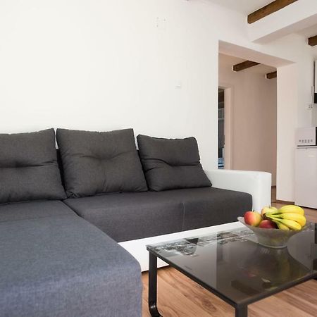 Apartment Antonio Vir Exterior photo